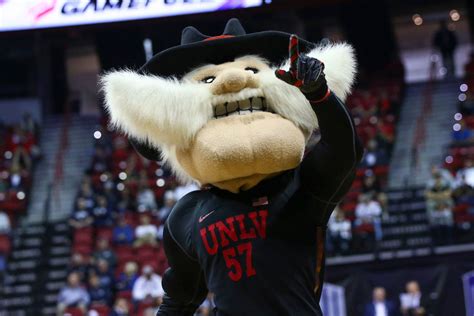 Hey! Reb mascot retired by UNLV | UNLV | Sports