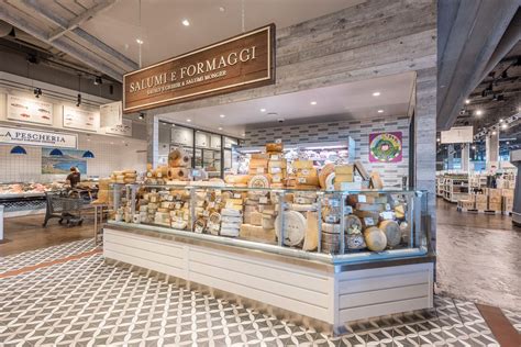 Inside Eataly, LA's Colossal Emporium of Italian Cuisine - Eater LA