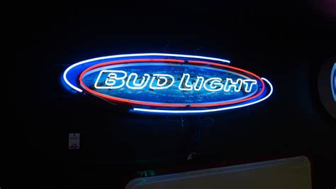 Bud Light Neon Sign for Sale at Auction - Mecum Auctions