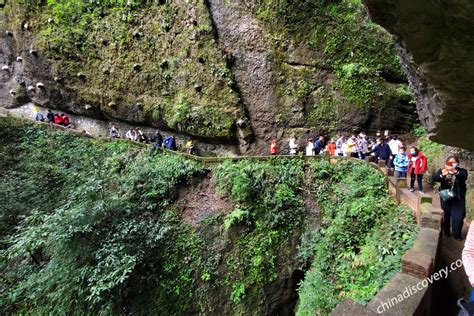 Mount Qingcheng Hiking: 2 Best Trekking Routes of Qingchengshan