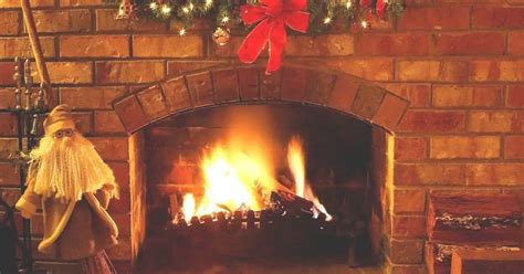 What is a Yule Log? The Delicious Christmas History - Open for Christmas