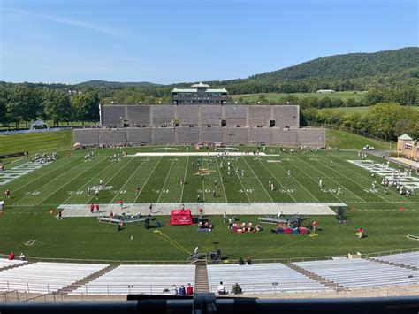 Lehigh football falls to Richmond in first home game - The Brown and White