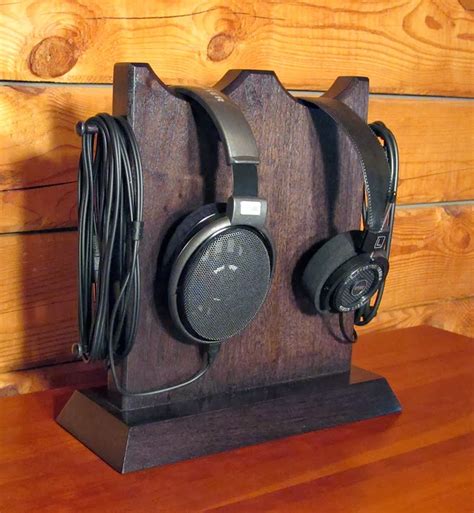 Jeri’s Organizing & Decluttering News: Headphone Stands: Giving the ...