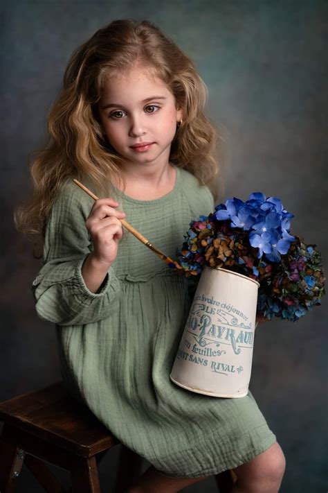 Sans Rival, Children Photography, Drawings, Girl, Quick, Atelier, Flowers, Kid Photography, Kid ...