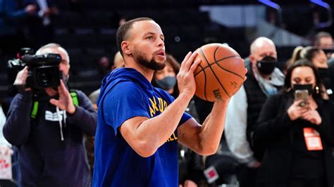 Warriors’ Stephen Curry breaks the NBA career 3-point record | KLRT ...