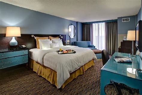 Crowne Plaza Chicago O'Hare Hotel & Conference Center $108 ($̶1̶2̶8̶) - UPDATED 2018 Prices ...