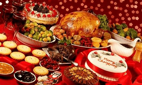 9 Foods We Only Eat Over The Christmas Season!