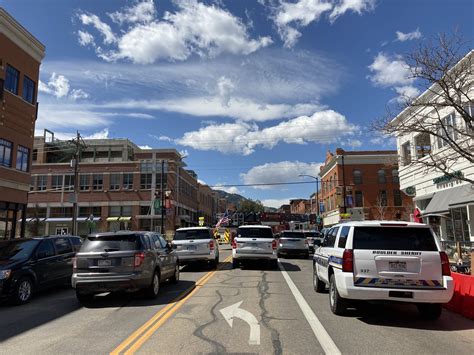 Boulder Police Dept. on Twitter: "We are currently working with multiple @boulder_fire ...