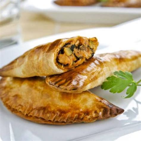 Empanadillas rellenas de verduras y atún | Recetas Gallina Blanca