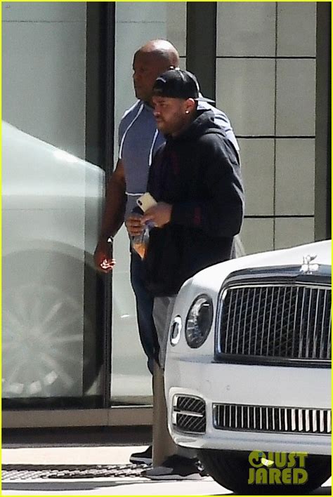 The Weeknd Steps Out Before Dropping His Surprise Album!: Photo 4058016 ...