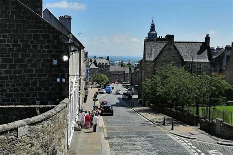 STIRLING OLD TOWN WALKING TOUR - All You Need to Know BEFORE You Go