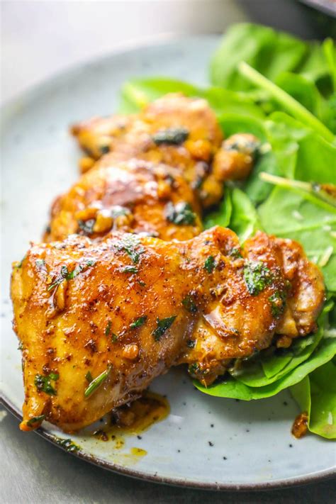 Blackened Chicken Thighs with Garlic Butter Sauce Paleo Recipes, Crockpot Recipes, Yummy Recipes ...