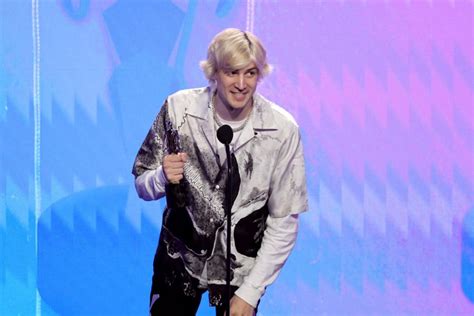 xQc Net Worth | Celebrity Net Worth