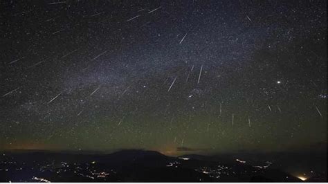 Hujan Meteor Geminid, Puncaknya Dapat Disaksikan Malam Ini