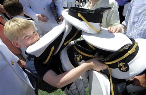 2014 Naval Academy graduation ceremonies | Naval academy, Marine corps officer, Naval