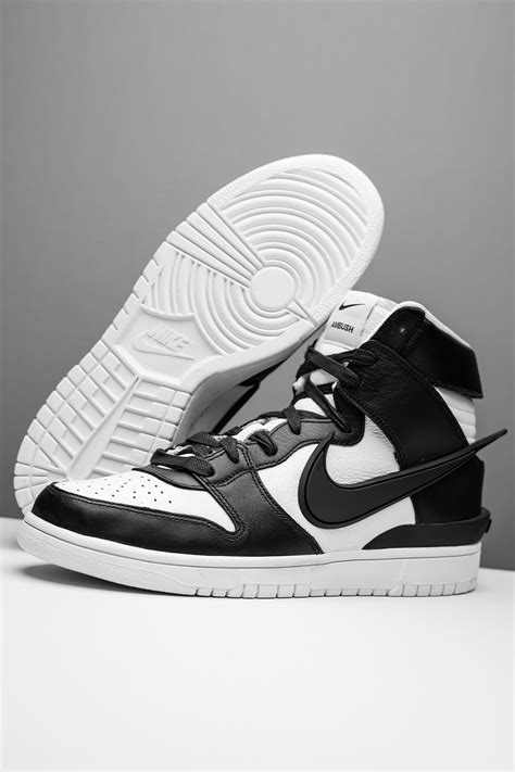 Nike Dunks High Wallpaper