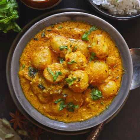 Dum Aloo Recipe (Instant Pot + Stovetop) - Fun FOOD Frolic