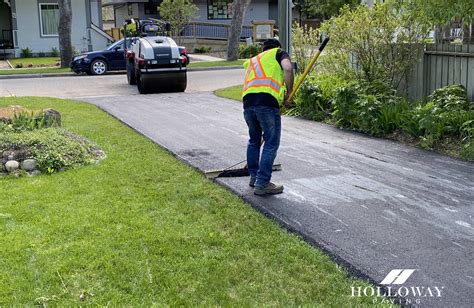 Asphalt Resurfacing: Breathe New Life into Old Asphalt