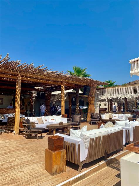 Mykonos Restaurant - The best food on the island - Tia Does Travel