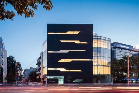 Different Types of Building Facades (Part 1) - Alumtech Bond Toronto