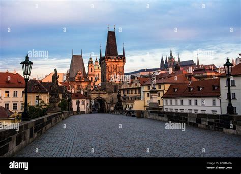 Charles Bridge Prague Czech Republic Sunrise Stock Photo - Alamy