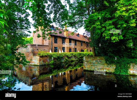 Tudor Barn gastropub, Eltham, UK Stock Photo - Alamy