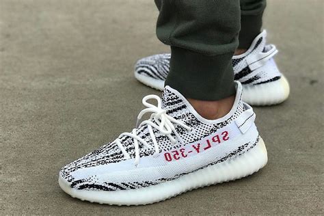 Las Yeezy Boost 350 V2 'Zebra' vuelven a salir a la venta a finales de mes