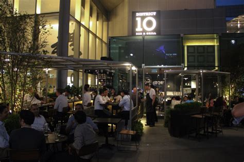 District 10 (Suntec): Singapore Restaurant Review