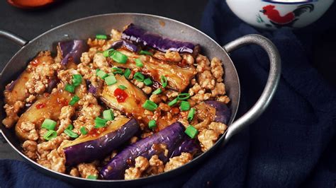 Claypot Brinjal with Minced Pork | Asian recipes, Brinjal, Recipes