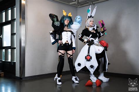 Dizzy and Elphelt Valentine (xrd rev 2 versions) cosplays by Aysa and ...