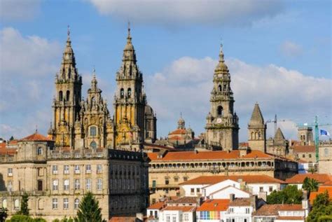 A 20-Image History of Santiago de Compostela | Architect Magazine