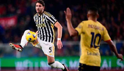 Juventus held to draw against Genoa, miss chance for top spot