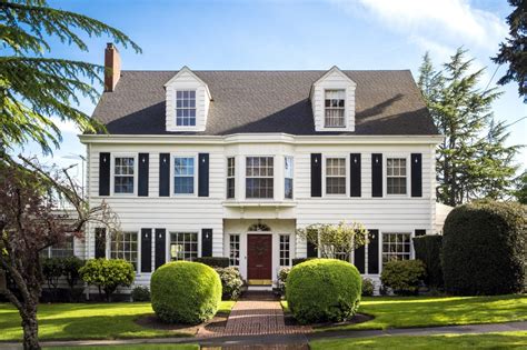 How Long Does It Take to Close on a House? | Zillow