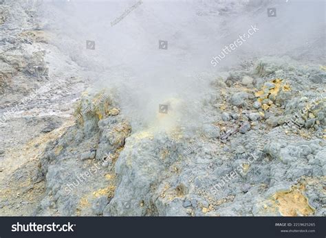 Volcano Release Sulfur Kunashir Island Kuriles Stock Photo 2219625265 | Shutterstock