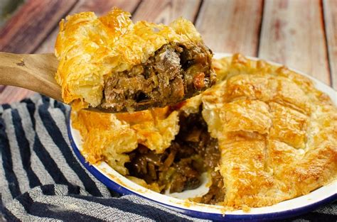 Beef and Mushroom Old Peculier Pie - Boomer Sheire