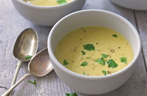 Curried parsnip and apple soup | Dinner Recipes | GoodtoKnow