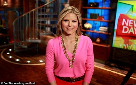 CNN host Kate Bolduan reveals she's pregnant | Daily Mail Online