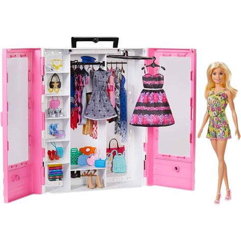 Barbie Fashionistas Ultimate Closet Doll and Accessory - The Model Shop