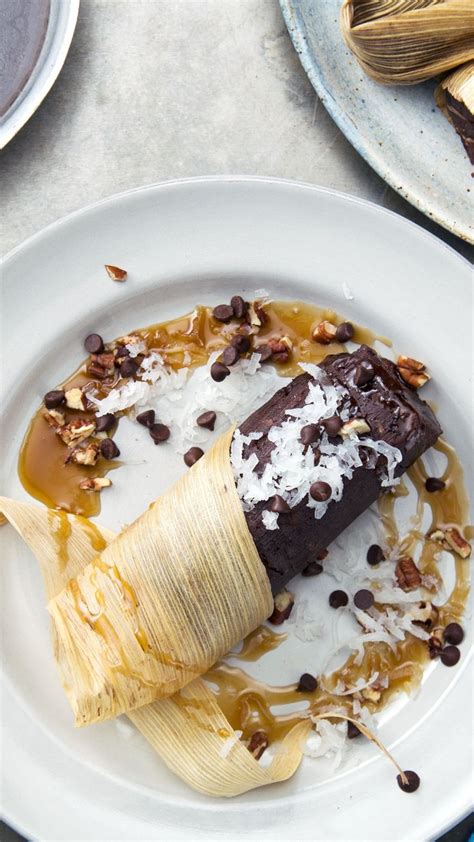 Chocolate Tamales [Video] | Recipe [Video] | Sweet tamales, Mexican ...