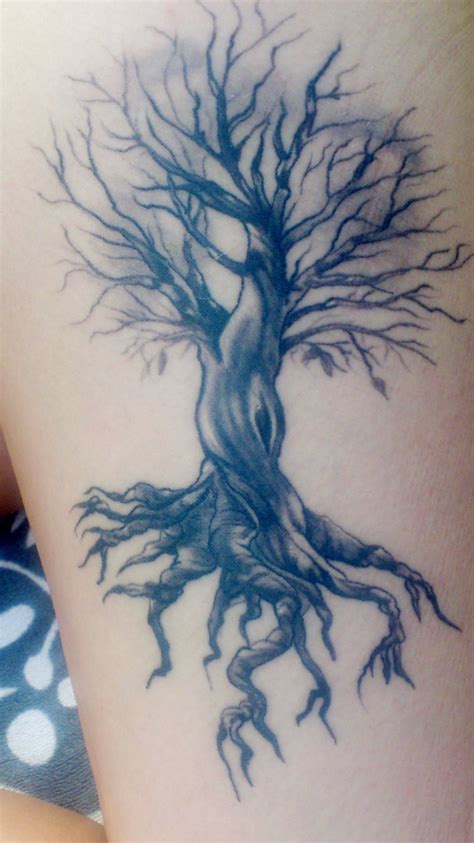 Pin by Brandon King on Tattoo ideas | Oak tree tattoo, Tree tattoo, Tree tattoo arm