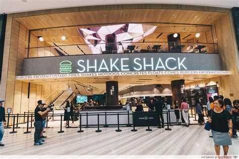 Shake Shack Singapore - Best Burgers, Milkshakes & Desserts You Should Try At Each Outlet