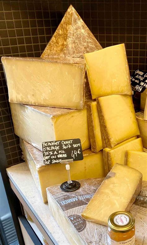 The Top 10 French Cheeses