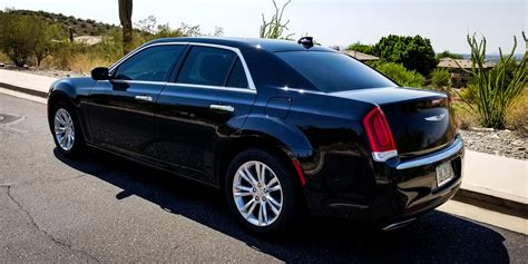 LUXURY SEDAN — Black & White Limo