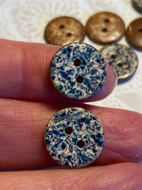 10 enamel coconut shell buttons 5/8 in in very good new | Etsy