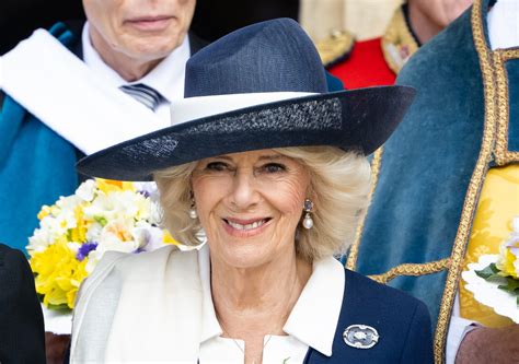 Queen Camilla kept her style clean, but dressed more confidently: Diana ...