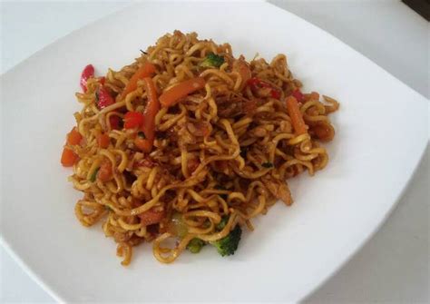 Resep Mie goreng Spesial oleh yuliaaffandi - Cookpad