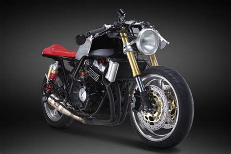 Black Bridge Honda CB400 | Bike EXIF