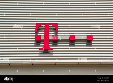 Die deutsche Telekom mit Sitz in Bonn ist das größten deutsche ...