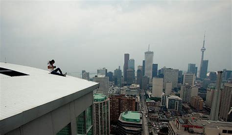 The Amazing "Rooftopping" Photography of Tom Ryaboi | PetaPixel