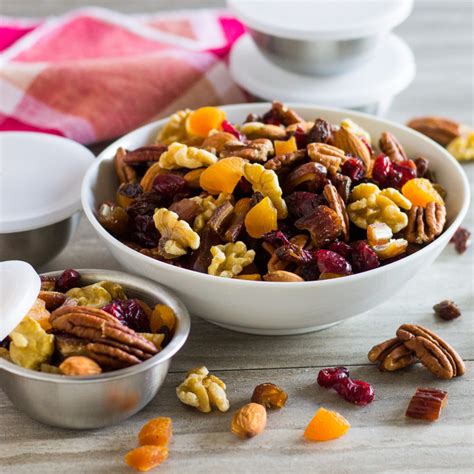 Trail Mix with Fruit and Nuts » The Joy of an Empty Pot